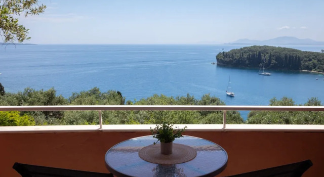 Студия с балконом Villa Natalia