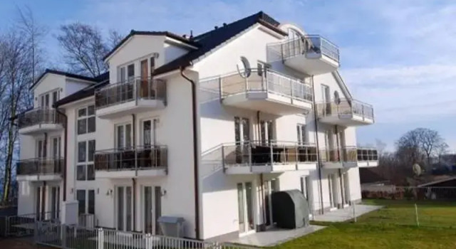 Residenz Falkenberg - Apt. 04, Забронировать Апартаменты/квартира Отели Остзебад-Зеллин с парковкой, рядом с Зеллинский музей янтаря, Парковка