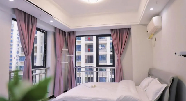 Locals Apartment House 05