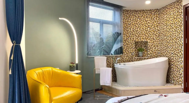 Ning-house Lake view Inn, Reservar Hotel Hotéis em Dali com estacionamento, Estacionamento