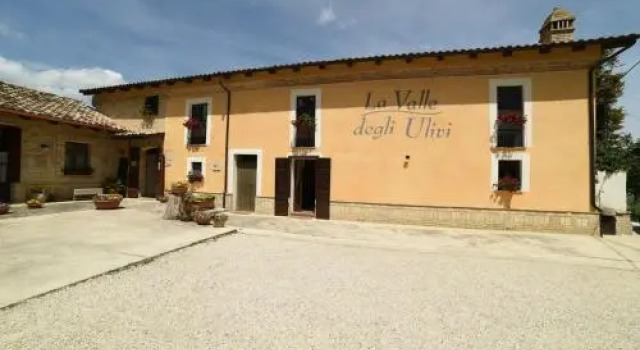 Agriturismo " La Valle degli Ulivi", Buchen Sie Hotel Vacri Abruzzen