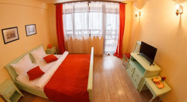 Adoro, Varaa Hotelli Hotellit Prahova Valley pysäköinnillä, Pysäköinti