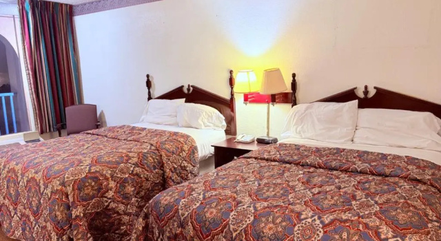 Четырёхместный номер Standard Executive Inn & Suites Lufkin US 59