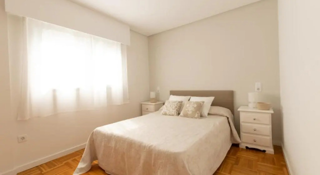 Light and bright apartment in central Valencia, Забронировать Апартаменты/квартира Эшампле 
