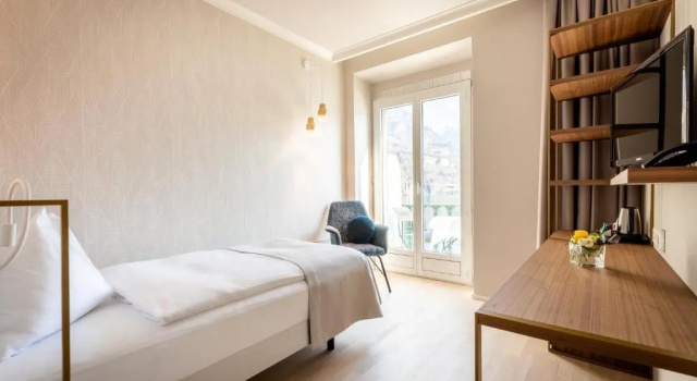 Одноместный номер Superior с балконом и с видом на озеро Seehotel Waldstätterhof Swiss Quality