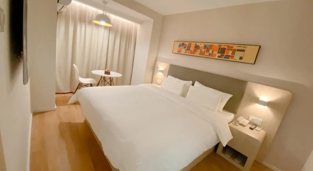 Люкс Hanting Hotel Zhoukou Shenqiu Railway Station