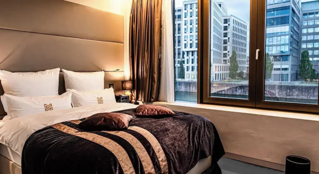 Люкс Paris Main Suites