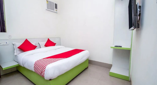 Oyo 14895 Hotel Stay Inn, Забронировать Отель Гургаон 