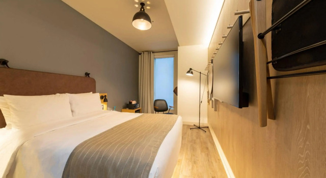 MOXY Osaka Honmachi, Забронировать Отель Бизнес-отели Осаки, рядом с Конференц-центр MyDome OSAKA, 4* 5*