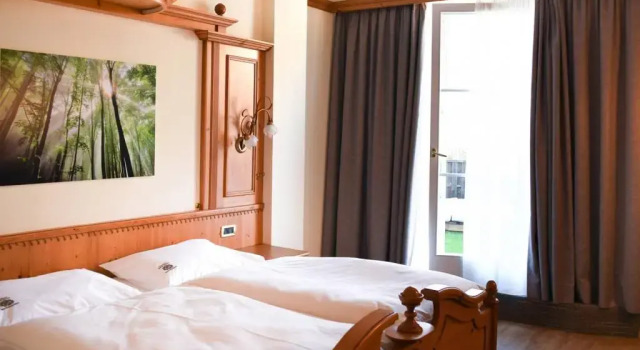 Hotel Comfort Erica Dolomiti Val dAdige, Забронировать Отель Салорно Oltradige - Bassa Atesina