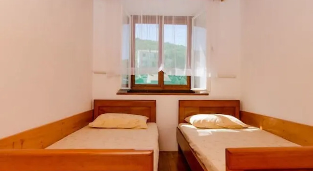 House Nikola, จอง บ้านพักตากอากาศ Island Solta Split-Dalmatia County
