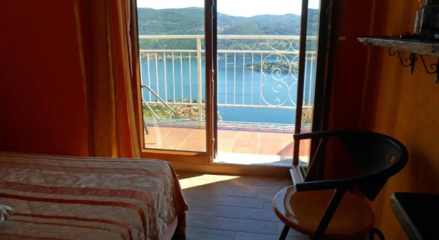 Двухместный номер Standard с балконом Hotel Panoramico SPA lago dOrta Only Adults