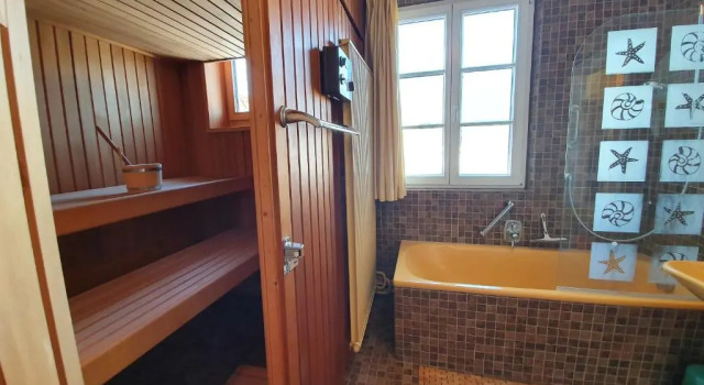 Апартаменты Stadtvilla Marie Varel Dangast 4 Personen mit Sauna