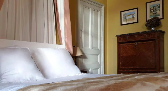 Chateau LE BROSSAY, Rezerwuj Hotel  