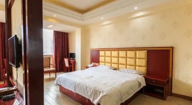 Люкс Business Tyrone Le Grand Large Hotel