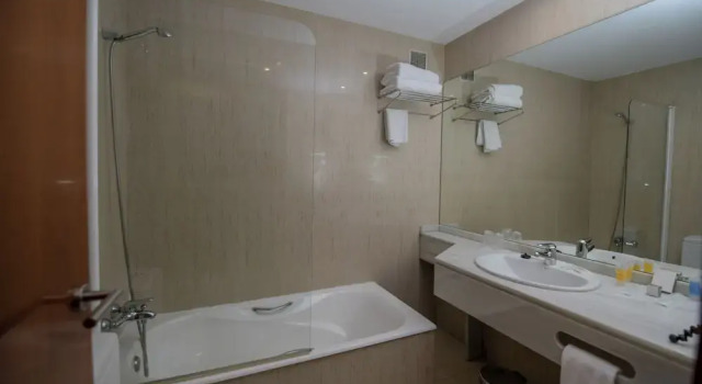 Номер Comfort Hotel Mieres del Camino