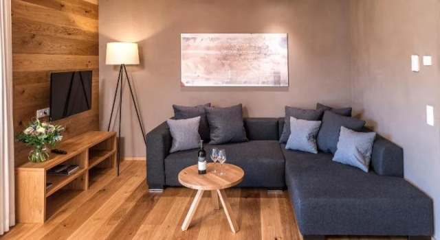 Atelier Ronacher, Rezerwuj Hotel Hotele w Karyntia z parkingiem, Parking