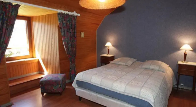 Unique Luxury Farmhouse ****, Rezerwuj Hotel Le Falgoux Cantal