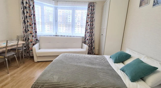 Apartamenty «V.MESTE» na ul. Kuryzhova, d. 32, Buchen Sie Ferienwohnung Hotels in Oblast Moskau mit Parkplatz, Parkplätze