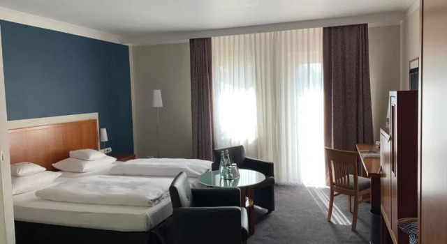 Двухместный номер Comfort с видом на озеро Seehotel Niedernberg - Das Dorf am See