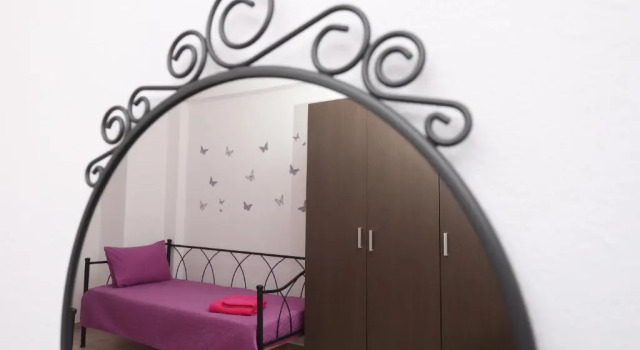 Chaideutos House