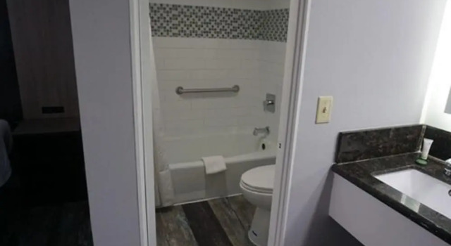 Номер Classic Thunderbird Motel