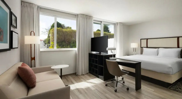 Двухместный люкс Residence Inn by Marriott Miami Beach Surfside