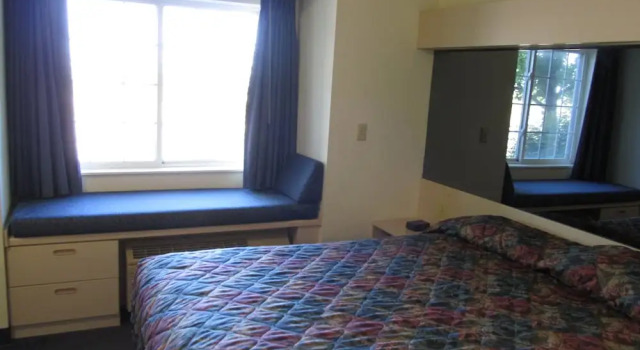 Days Inn & Suites Maryville, Брондау Пәтер Мэривилл Миссури