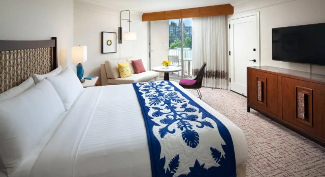 Номер Standard с видом на море Marriotts Kauai Beach Club