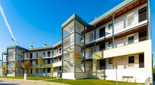 A22 - Mountain View & Seabreeze Apartment