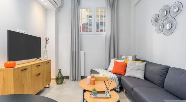 Апартаменты Penelope's Charming 2-BR Apt in Athens