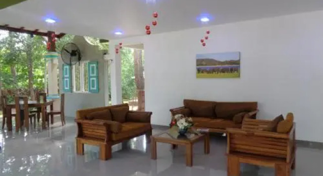 Rimaka Village - Tourist Board Approved Hotel, Забронировать Отель Отели Хабарана с парковкой, рядом с Habarana Lake, Парковка