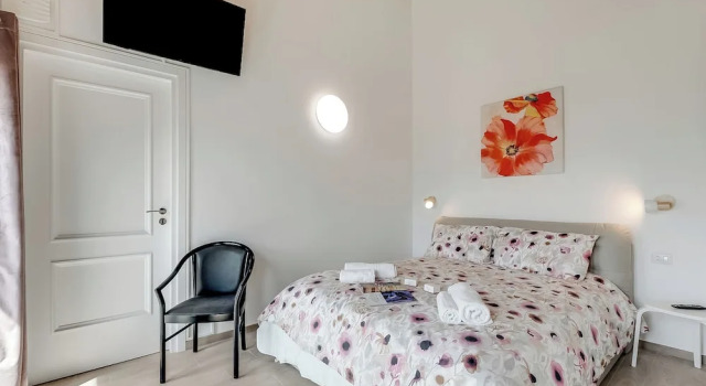 Bucaneve Apartment, Rezervați Apartament Cuveglio Lombardia
