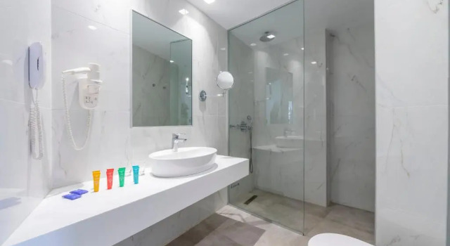 Трёхместный номер Standard с видом на сад Apollon Hotel