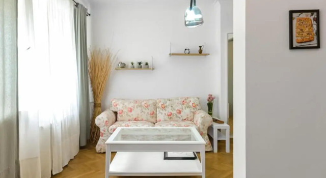 Апартаменты Floral Studio in the Heart of the City