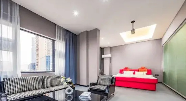 Люкс Deluxe Golden Dragon Hotel (Red River Maitreya Branch)