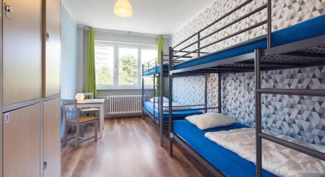 Кровать в общем номере (женский номер) Patio Hostel
