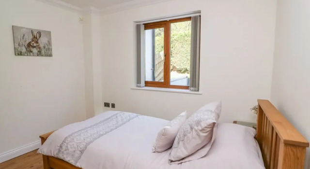 Derwen Haidd, Book Hotel Trawscoed Glamorgan