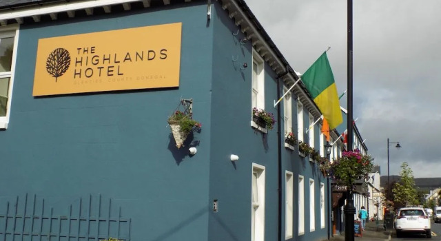 The Highlands Hotel, Prenota Hotel Glenties 