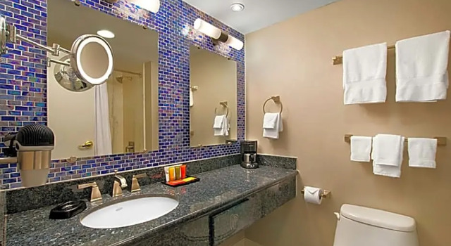 Четырёхместный номер Standard IP Casino Resort Spa - Biloxi