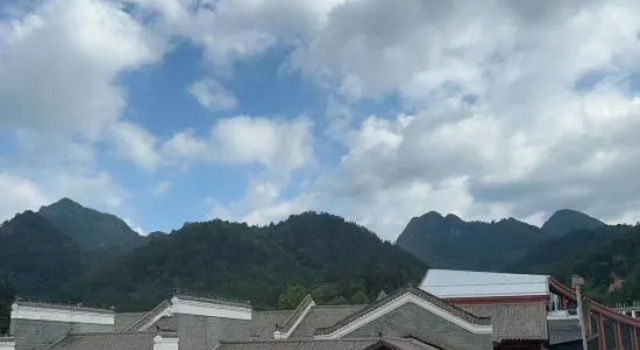 Mushan Inn, Rezerwuj Hotel Hotele 3-gwiazdkowe w Libo, 3*