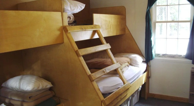 HI Mosquito Creek - Wilderness Hostel, Buchen Sie Hostel Lake Louise 