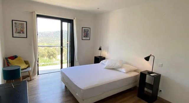 Beautiful Villa With Pool and sea View, Varaa Villa Monticello 