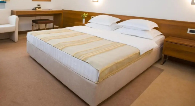 Standard Double room Hotel Laguna Zagreb
