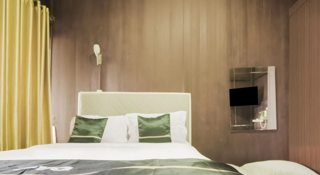 Семейный люкс Townhouse Oak Ilir Timur I Near Ptc Mall