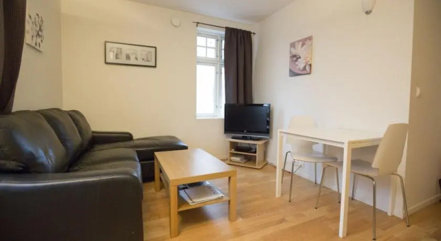 Stavanger Housing, Solbakkeveien 12, Rezervovat Hotel Hotely v Stavanger s parkováním, Parkování