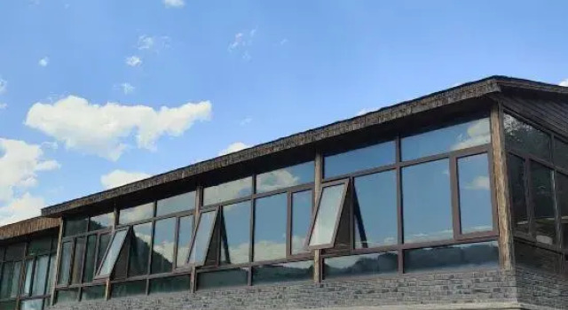 Shitu Homestay, Book Hotel Hoteller i Beijing Province med parkering, Parkering