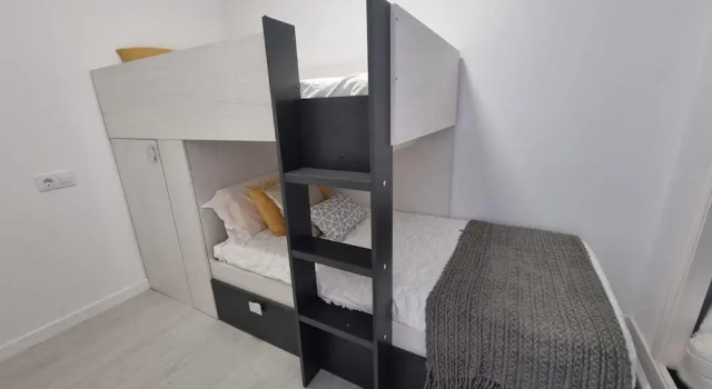 Seaside Apartment Sleeps 6 With Balcony