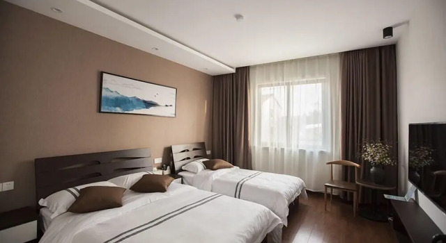 Номер Comfort Floral Hotel Nanjing Zuolingyoushe