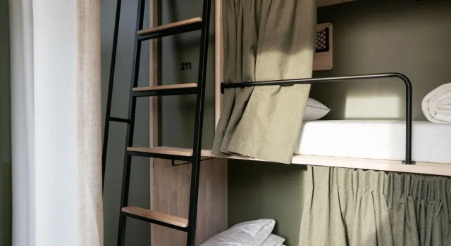 Кровать в общем номере The Elephant Hostel